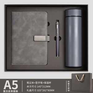 Coffret Cadeau de Luxe A4/A5 – Carnet à Couverture en Cuir avec Boîte Cadeau – Ensemble de Carnets Blancs Personnalisables avec Logo d'Entreprise - Product Image 4