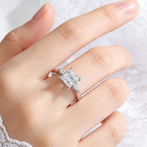 <span class=keywords><strong>Bague</strong></span> en moissanite plaquée platine 1,2 carat de forme carrée, <span class=keywords><strong>bague</strong></span> de fiançailles tendance pour femmes avec certification GRA - Product Image 5