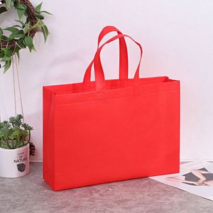 Sac de courses pliable réutilisable multicolore en non-tissé 45*35*12cm avec logo personnalisé et design coloré - Product Image 4