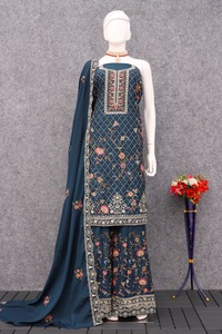 Salwar Kameez en soie de qualité supérieure avec séquences de broderie, costume pakistanais de travail pour mariage et fête - Product Image 2