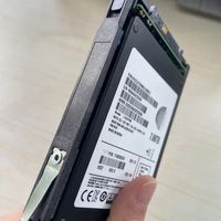 005053160 Новый твердотельный накопитель Bulk Exx 7.68 ТБ 2.5" 10K 12G SFF SAS с кэшем 256 МБ