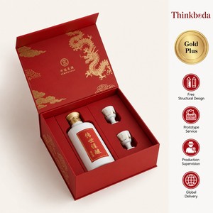 Coffret Cadeau Personnalisé <span class=keywords><strong>Baijiu</strong></span> <span class=keywords><strong>Chinois</strong></span> – Boîte Rigide Rouge avec Dragon Doré et Nuages en Feuille d'Or, Bouteille d'Alcool et Petites Tasses Incluses - Product Image 1