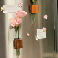 Vase magnétique moderne en bois massif pour réfrigérateur, mini-support à fleurs en tube acrylique avec design rustique style ferme