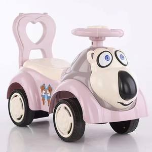 Çin Fabrikası Dört Tekerlekli Kaydıraklı Plastik Binilebilir Oyuncak, Çocuklar İçin Eğlenceli Sürüş Salıncak Arabaları, 2 ila 4 Yaş Arası, Akülü - Product Image 1