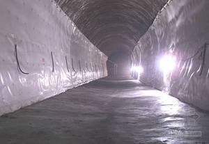 <span class=keywords><strong>Membrane</strong></span> d'étanchéité <span class=keywords><strong>autocollante</strong></span> en HDPE EVA 1,5 mm <span class=keywords><strong>pour</strong></span> tunnels, toits et sous-sols, application à chaud - Product Image 2