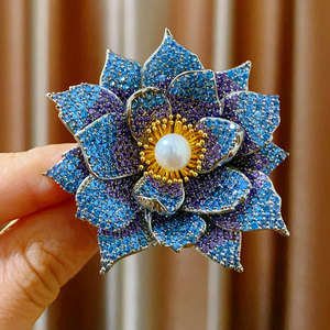 Broche Fleur de Pivoine en Perles Naturelles Haut de Gamme Style Français, Élégante et Luxueuse, à Couleurs Dégradées, pour Mariage et Pull - Product Image 1