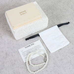 Caja de Regalo Personalizada de Alta Gama con Cierre Magnético, Forro de Esponja, Cinta Decorativa y Sobre Interior - Product Image 3