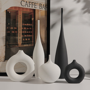 P228 Vase en céramique nordique simple blanc noir Décoration de table de salon Décoration douce Art Vase à fleurs sèches Décoration - Product Image 5