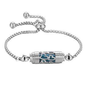 Bracelet diffuseur d'huiles essentielles en acier inoxydable réglable pour aromathérapie, cadeau idéal pour la Saint-Valentin - Product Image 1