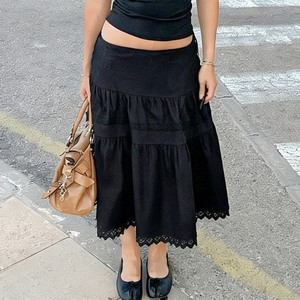 Falda de color liso con corte ajustado y encaje estilo dulce y femenino – Falda midi informal - Product Image 1