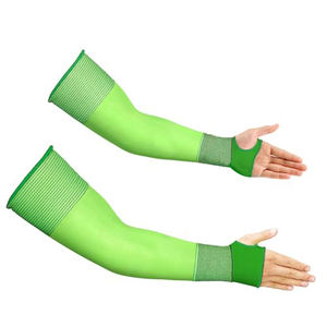 <span class=keywords><strong>Protège</strong></span>-bras longs de protection réglables toutes tailles s'adaptent à tous les manchons de sécurité anti-coupure de niveau 5 pour le soudage, la <span class=keywords><strong>cuisine</strong></span>, le toilettage des animaux de compagnie - Product Image 3