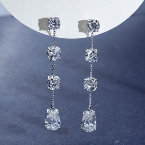 Pendientes de diamantes con forma de pera y redonda en oro amarillo de 18 quilates Messi Jewelry MSE-848 para mujer - Product Image 4