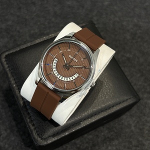 Reloj de Hombre 2026, Deportivo, Casual, a Prueba de Agua, con Diseño Creativo Hueco, Calendario y Movimiento de Cuarzo - Product Image 5