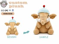 Peluche d'éléphant personnalisée OEM ODM, animal en peluche brodé avec chapeau bleu pour mascotte et articles promotionnels