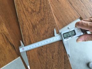 ריצוף עץ טיק מהונדס עם גימור UV חלק - Product Image 5