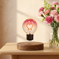 Lámpara Levitante Magnética, Lámpara de Escritorio Flotante Magnética con Filamento en Forma de Corazón y Bandeja de Doble Uso para Compradores Mayoristas de Regalos