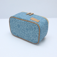 Sac de maquillage portable de luxe en denim écologique, résistant à l'eau, grande capacité, avec fermeture éclair, motif rose en relief