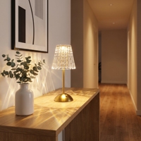 Lampe de table moderne en acrylique cristal, abat-jour diamant, tactile, à intensité variable, sans fil, rechargeable, base dorée, pour salle à manger, bar, lampe de bureau LED