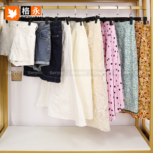 Robes <span class=keywords><strong>d</strong></span>'été vintage Geryon 2024 <span class=keywords><strong>d</strong></span>'occasion pour femmes, vente en gros, balles UK, style africain, 90-95% neuves, pour adultes - Product Image 4