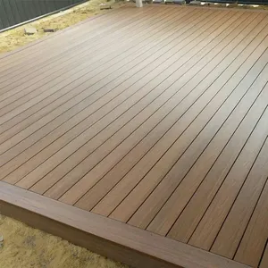 Trous ronds stables Creux Co-Extrusion Wpc Decking pour les salles à manger extérieures - Product Image 4