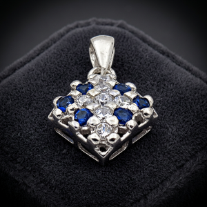 Pendentif religieux de luxe pour femme en argent sterling 925, fait main, avec verre bleu, zircon cubique et perle taille coussin, écologique, de haute qualité - Product Image 3