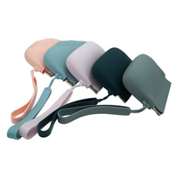 Boîte de rangement portable en silicone pour voyage, avec clip à ressort, design moderne et minimaliste, pour aligneurs et gouttières transparentes, certifiée ISO