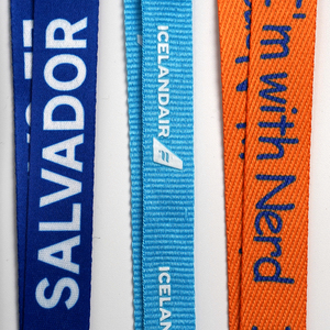 Muestra Gratuita de Cordón para el Cuello de Poliéster con Logotipo Personalizado, Sublimación Jacquard y Serigrafía, con Gancho - Product Image 6