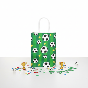 623174 مجموعة أكياس هدايا كرة القدم من 4 قطع، أكياس هدايا تذكارية بمقابض، تصميم كأس كرة القدم بخطوط خضراء للملاعب، مصنوعة من الورق - Product Image 3