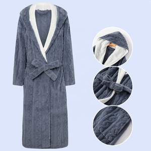Albornoces de franela con cuello vuelto o con capucha de Jacquard personalizados para Hotel Albornoz de lana de Coral de poliéster de spa de calidad superior - Product Image 3