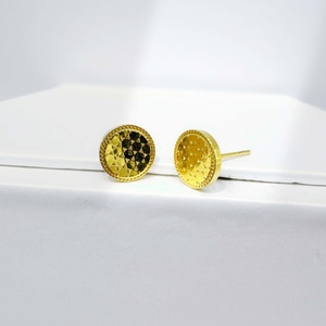 Pendientes geométricos hipoalergénicos de plata de ley 925 OEM, diseño minimalista redondo, chapados en oro para verano, para mujer. - Product Image 1