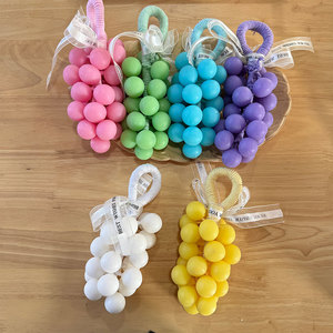 סבון ארומתרפי בעבודת יד בצורת מקרון ורד, סבון מתנה, סבון לבית ולנסיעות, סבון יצירתי וריאליסטי - Product Image 1