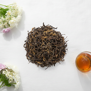 Tè Nero Biologico di Alta Qualità, Aroma dello Yunnan, Essiccato al Sole, Prezzo Conveniente, Prodotto in Cina - Product Image 5