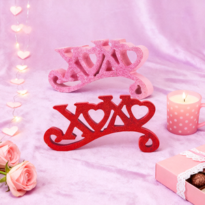 قطعتان من الزينة الخشبية للطاولة بتصميم منحني على شكل XOXO وقلب. مثالي لعشاء عيد الحب، والاعترافات الحلوة والحفلات - Product Image 5