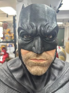 Statua Personalizzata di Batman 1/1, Busto Mezzo Corpo, DC Justice League, Action Figure GK in Vendita - Product Image 2
