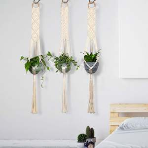 Ensemble de 3 supports de plantes en macramé de haute qualité, supports de pots suspendus - Product Image 1