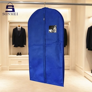Housse anti-poussière noire non tissée de qualité supérieure, personnalisée, avec poignées robustes et soufflet - Product Image 5