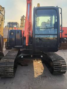 Mini-excavatrice Hitachi ZX70 d'occasion, 7 tonnes, peu d'heures de fonctionnement, fiable pour la construction et l'aménagement paysager, équipement HITACHI d'occasion - Product Image 5