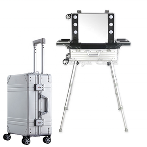 Valise de train professionnelle en aluminium avec miroir lumineux LED pour femmes et filles - Product Image 4