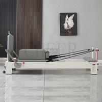 Machine de Pilates Reformer en bois de chêne avec revêtement en poudre, équipement d'entraînement de Pilates, système d'entraînement de Pilates pour la maison, la salle de sport et le studio