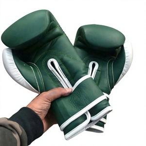 Gants de boxe professionnels avec logo personnalisé, gants d'entraînement et de sparring en cuir véritable, fournisseur d'équipements de boxe en gros - Product Image 1