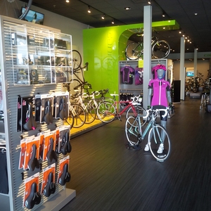 Estante de Exhibición de Pared para Tienda de Bicicletas de Montaña de Madera, Escaparate para Tienda de Bicicletas Eléctricas, Mueble de Decoración, Soporte de Exhibición para Tienda de Ciclismo - Product Image 5