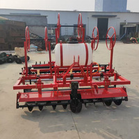 Nouvelle machine de plantation tout-en-un pour ail et oignon avec perforation de film et paillage intégré
