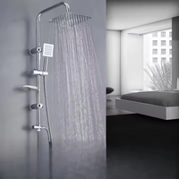 Robinet de colonne de douche de pluie à une poignée chromée Robinet de salle de bain en laiton poli Modèles de pulvérisation de massage doux Appartements