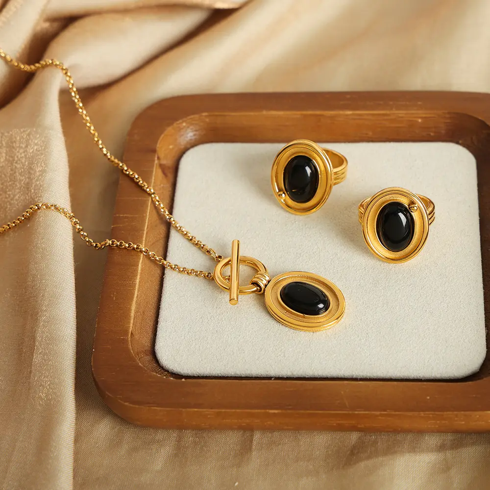 Set kalung baja Titanium perhiasan, Set kalung batu akik hitam berlapis emas, Kalung liontin Oval