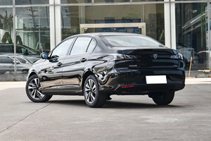 <span class=keywords><strong>Peugeot</strong></span> <span class=keywords><strong>408</strong></span> 360THP Édition Année du Dragon Prestige 2024 Voiture d'occasion Traction avant Intérieur clair Sièges en cuir Régulateur de vitesse adaptatif Pneus R17 - Product Image 5