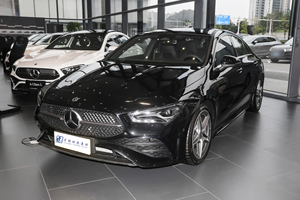 2024 M.ercedes-Benz <span class=keywords><strong>E350</strong></span> Sedan Facelift II Caja de cambios automática con volante a la izquierda Motor Turbo Combustible híbrido R18 Neumáticos Asientos de cuero - Product Image 2