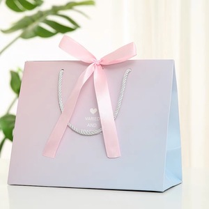 Borsa Shopper Più Venduta in Carta Patinata Colorata Fashion con Stampa Personalizzata per Regali e Confezionamento di Abbigliamento - Product Image 2