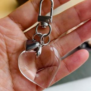 Portachiavi Piccolo Huggie Trasparente e Grande Accessorio Amorevole da Donna Versatile per Servizi Fotografici Ciondolo Ornamentale - Product Image 4