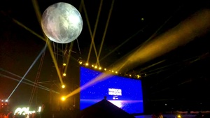 Modèle géant de la lune <span class=keywords><strong>gonflable</strong></span> publicitaire avec lumière LED Grand <span class=keywords><strong>ballon</strong></span> <span class=keywords><strong>gonflable</strong></span> de la lune <span class=keywords><strong>sur</strong></span> <span class=keywords><strong>l</strong></span>'<span class=keywords><strong>eau</strong></span> pour la décoration - Product Image 3
