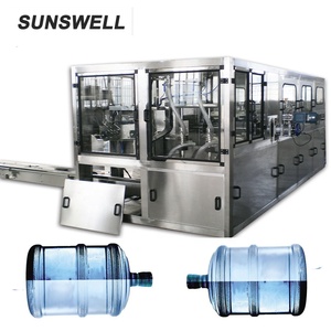 Automatico 3 in 1 19L /20L canna Bottiglia di 3 Gallon 5 Galloni di imbottigliamento di acqua/macchina di rifornimento 600BPH 300BPH - Product Image 1